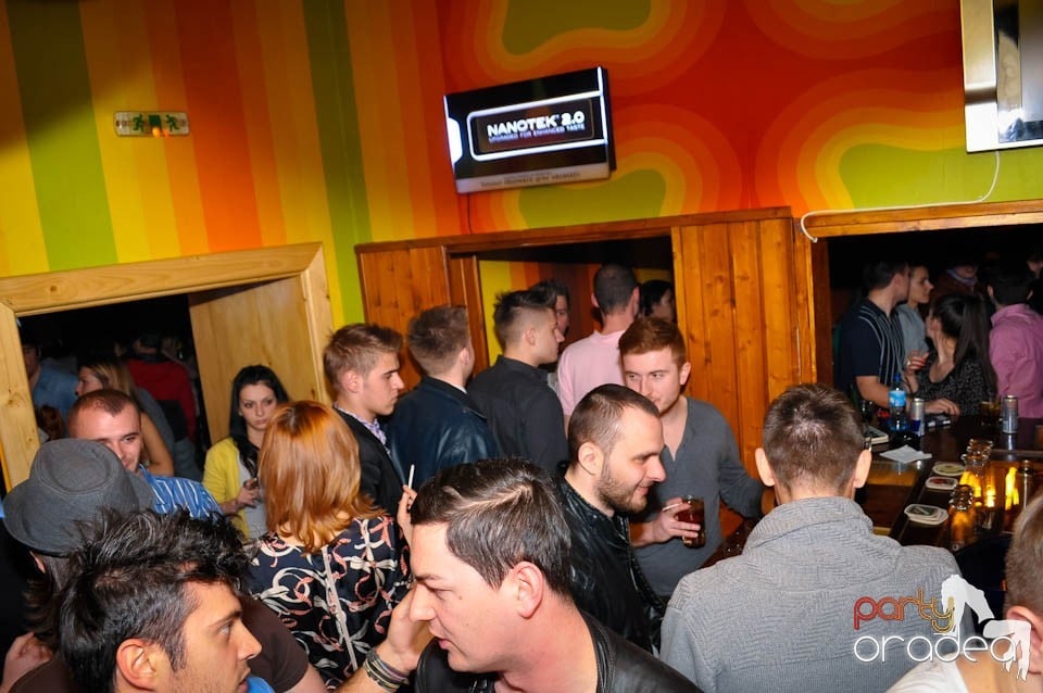 Distracţia continuă în Juice, Juice