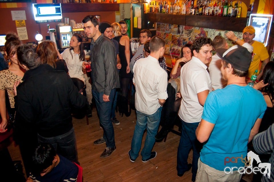 Distracţia continuă în Juice, Juice