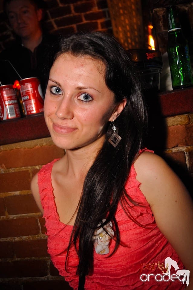 Distracţia este garantată în Club Escape, 