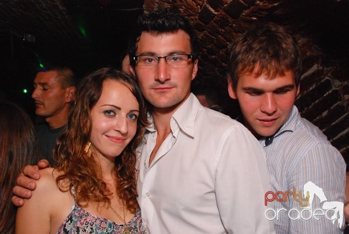 Distracţia este garantată în Escape, 