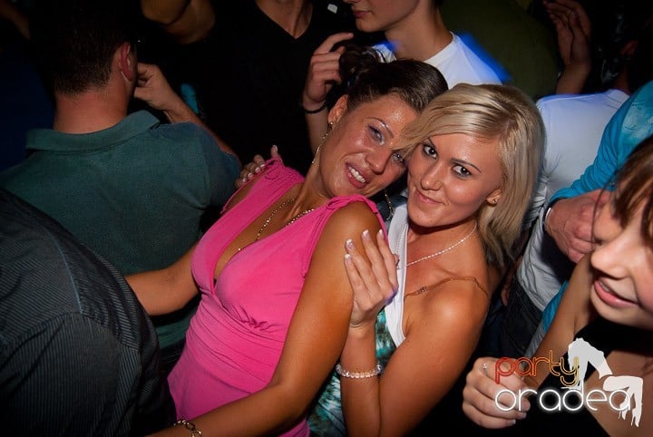 Distracţia este garantată în Escape, 