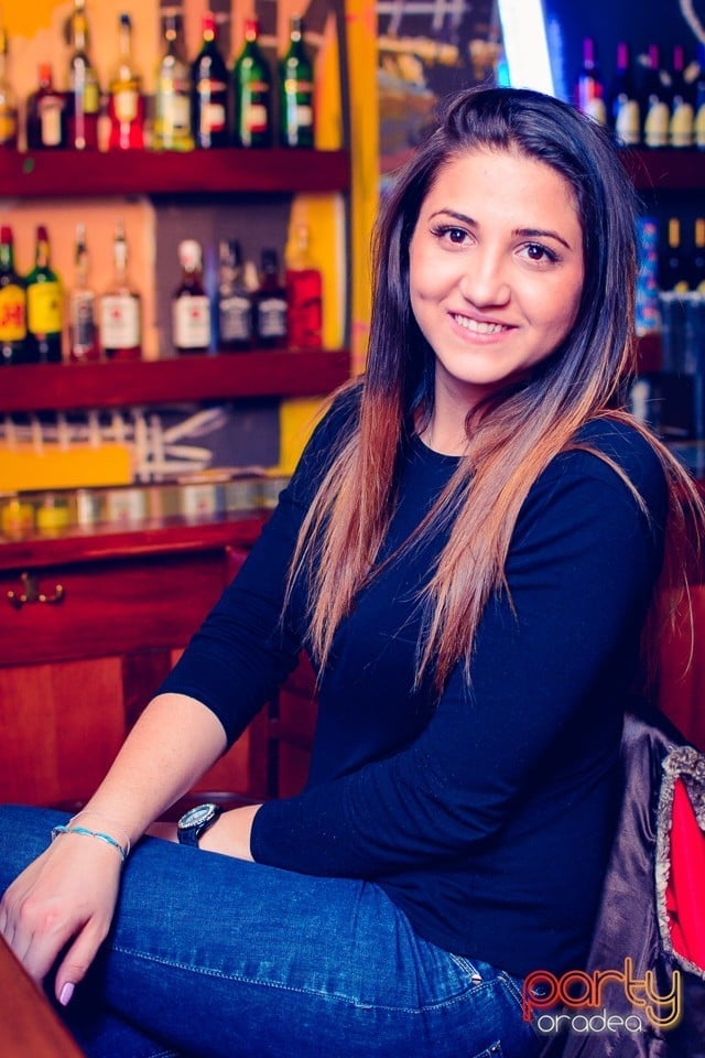 Distracţie alături de Albui, Juice