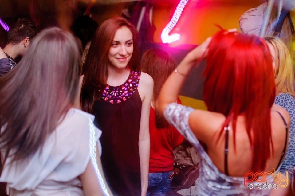 Distracţie alături de Dj Faith,