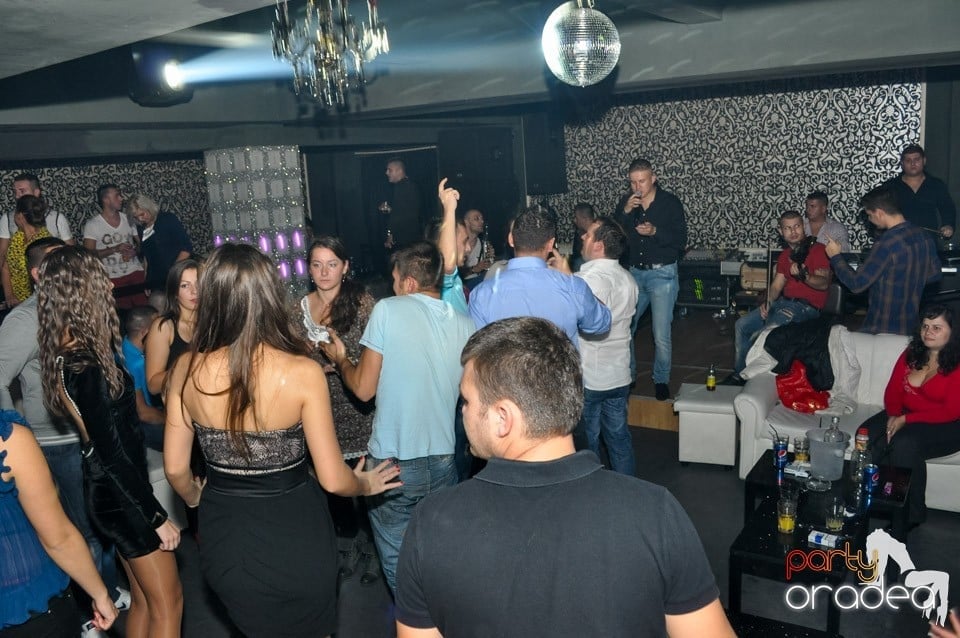 Distracţie cu Blaga în Club Life, 