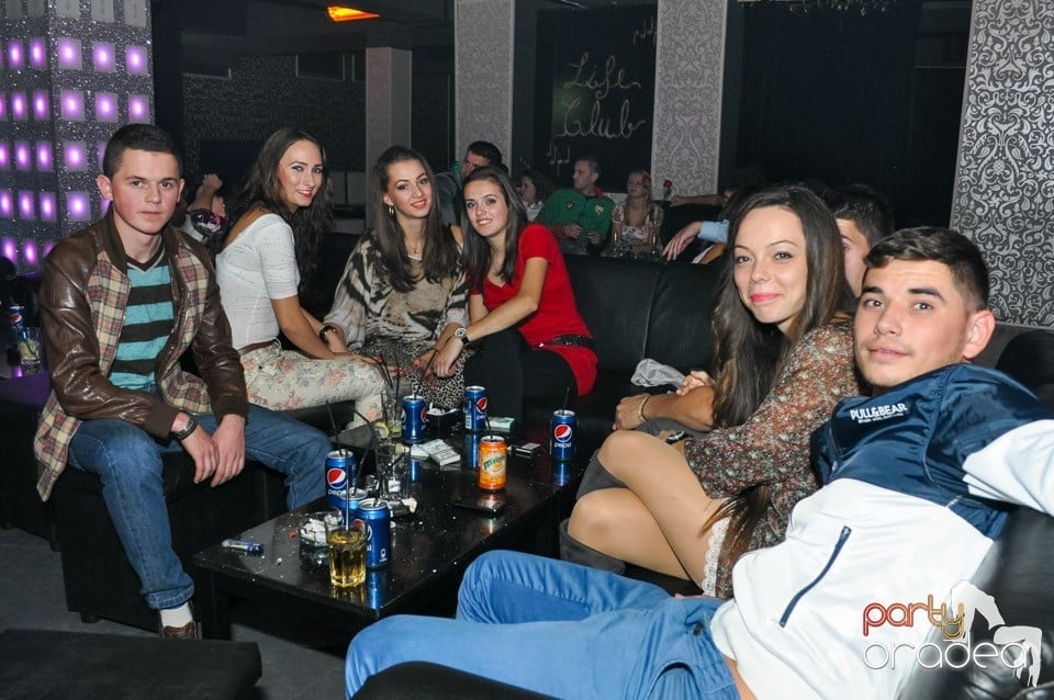 Distracţie cu Blaga în Club Life, 