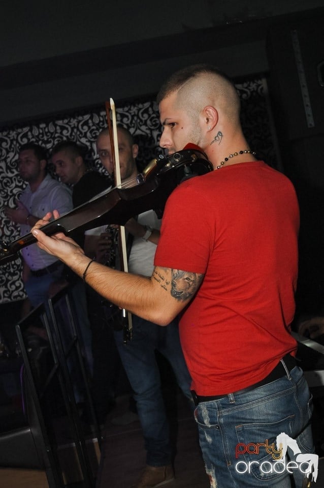 Distracţie cu Blaga în Club Life, 