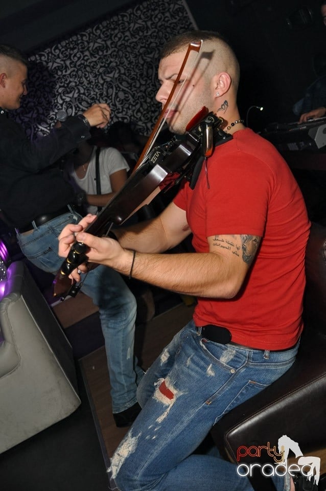 Distracţie cu Blaga în Club Life, 