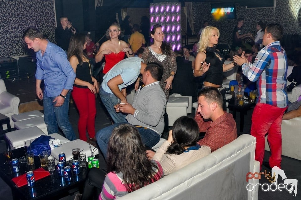 Distracţie cu Blaga în Club Life, 