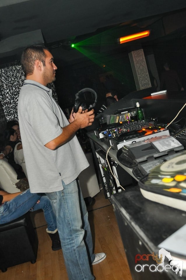 Distracţie cu Blaga în Club Life, 