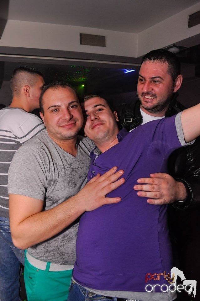 Distracţie cu muzică LIVE în Dizalya, 