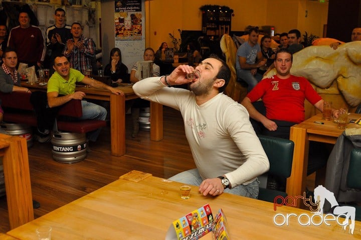 Distracţie cu Victor Mihalcea în Fabrica de bere,