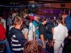 Distracţie de weekend în Club Seven