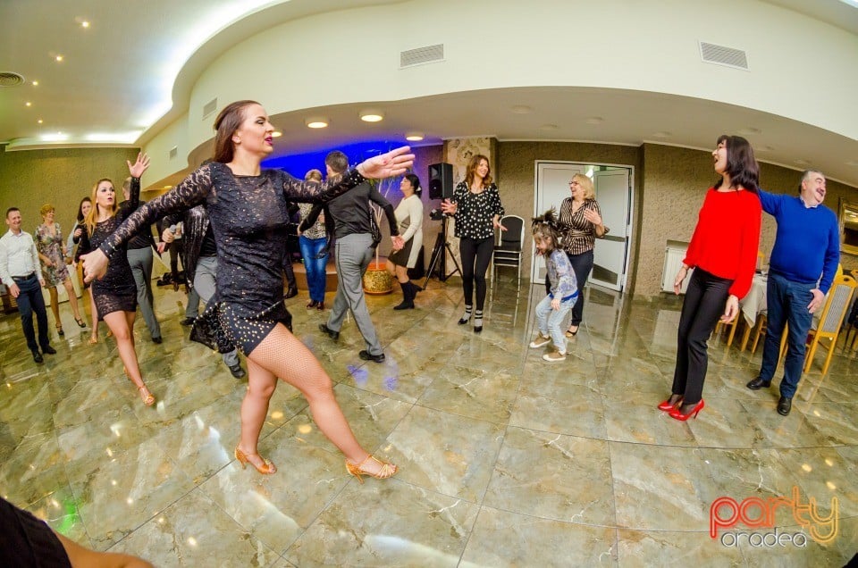 Distracţie de Ziua Femeii la Hotel Termal, Hotel Termal