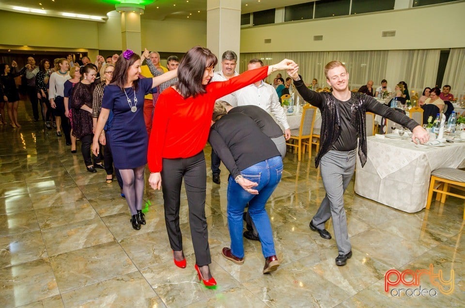 Distracţie de Ziua Femeii la Hotel Termal, Hotel Termal