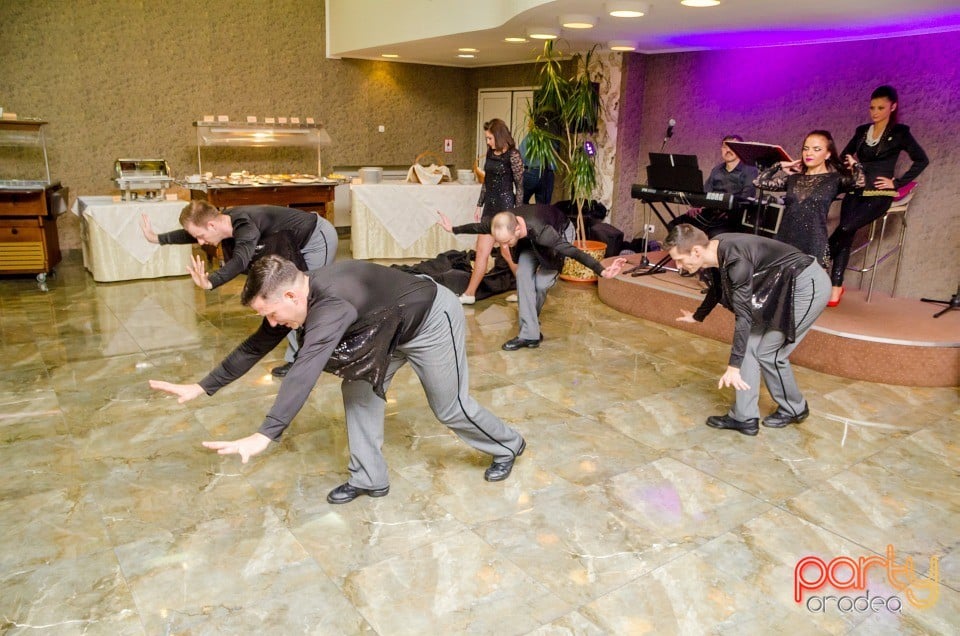 Distracţie de Ziua Femeii la Hotel Termal, Hotel Termal
