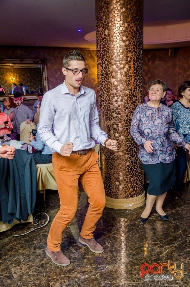 Distracţie de Ziua Femeii la Hotel Internaţional, Hotel Internaţional