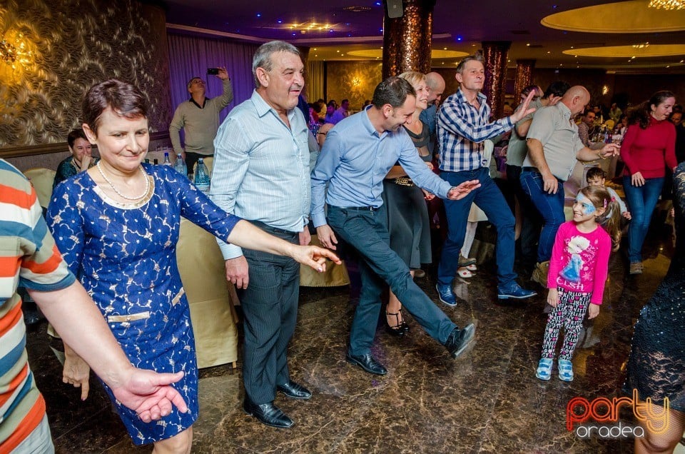 Distracţie de Ziua Femeii la Hotel Internaţional, Hotel Internaţional