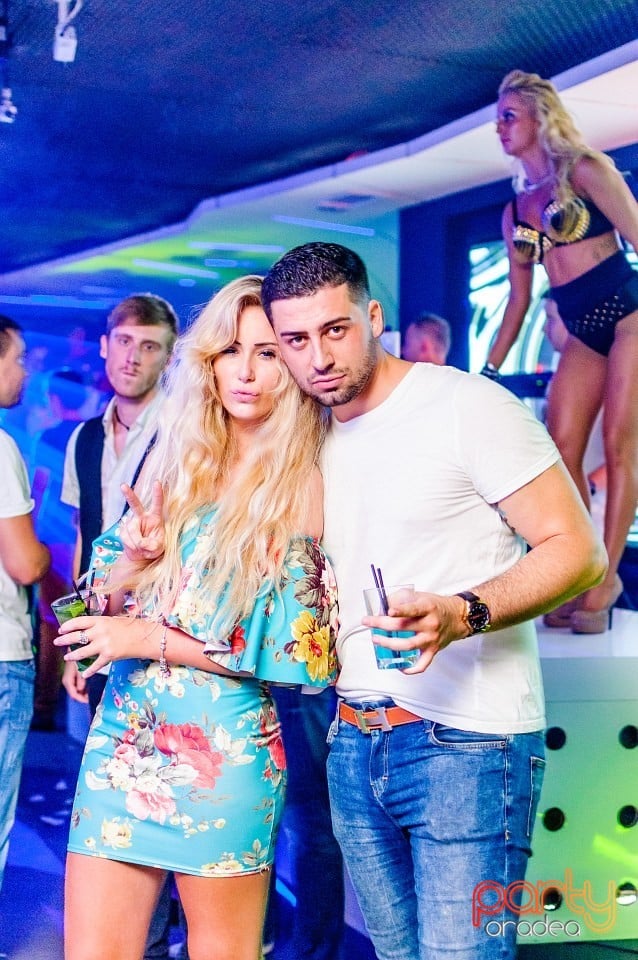 Distracţie în Avenue, 