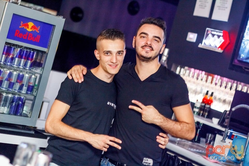 Distracţie în Avenue, 