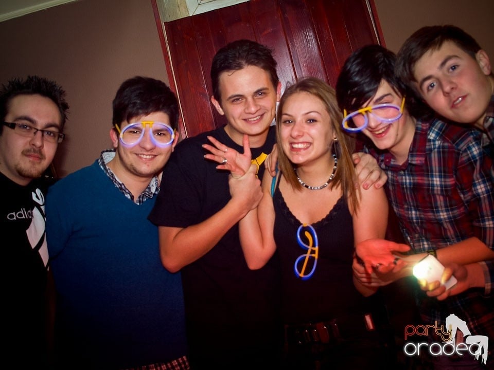 Distracţie în Chanson Café, 