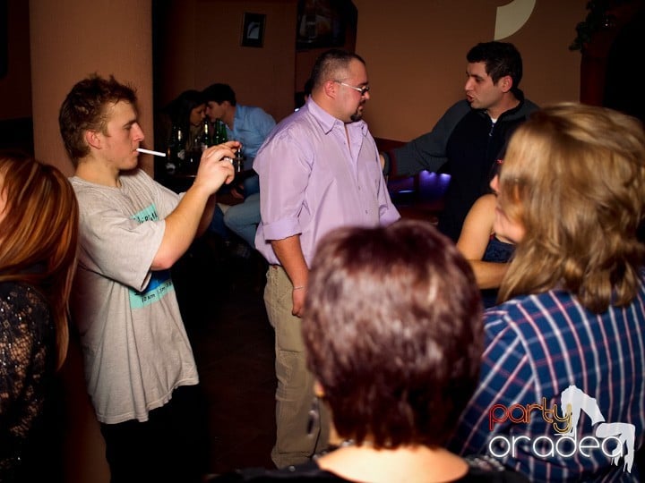 Distracţie în Chanson, 