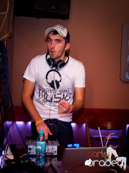 Distracţie în Chanson, 