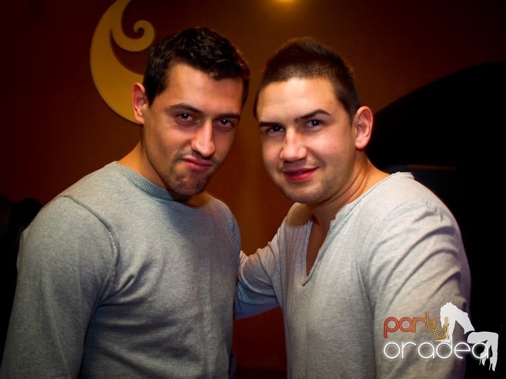 Distracţie în Chanson, 