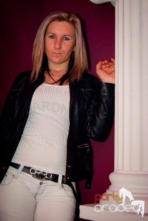 Distracţie în Club Atti's, 