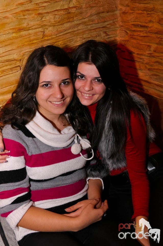 Distracţie în Club Downtown, 