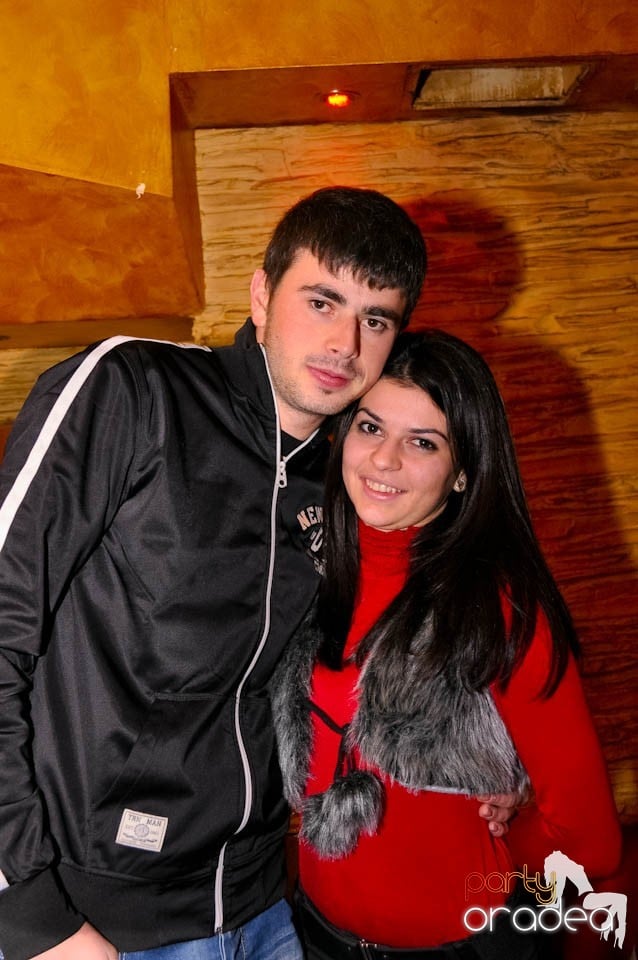 Distracţie în Club Downtown, 