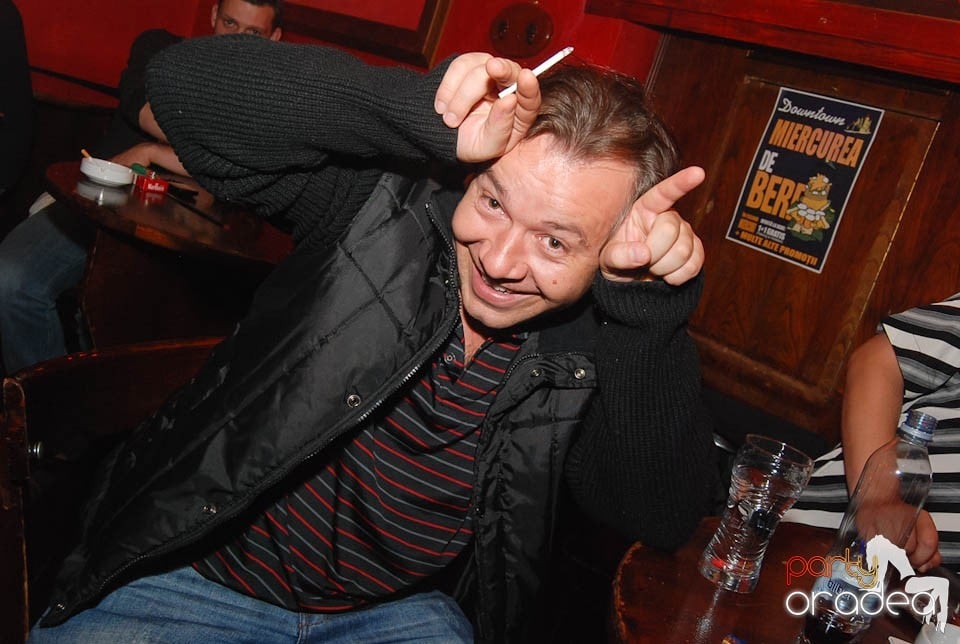 Distracţie în Club Downtown, 