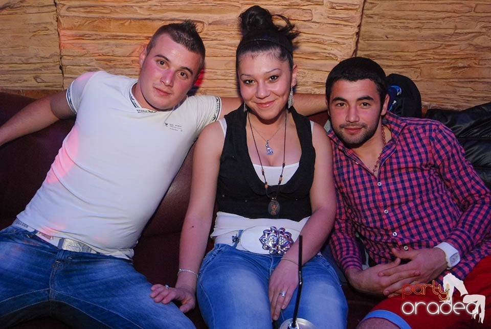 Distracţie în Club Downtown, 