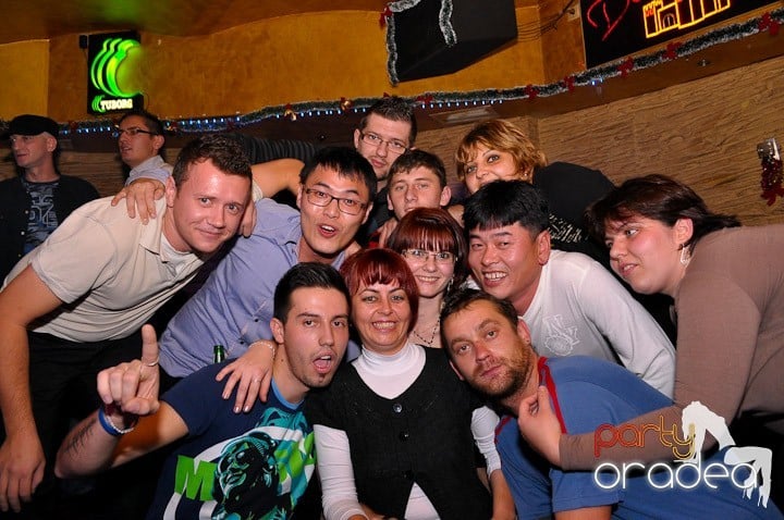 Distracţie în Club Downtown, 