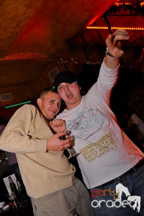Distracţie în Club Downtown, 