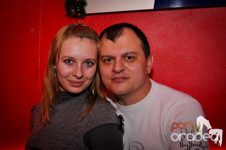 Distracţie în Club Downtown, 