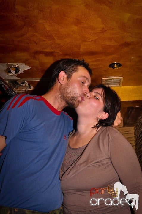 Distracţie în Club Downtown, 