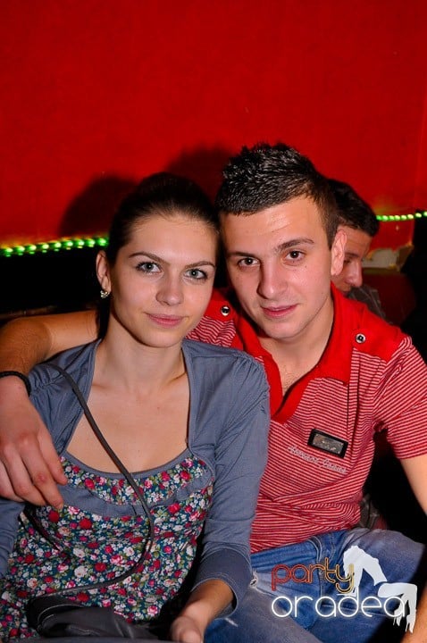 Distracţie în Club Downtown, 