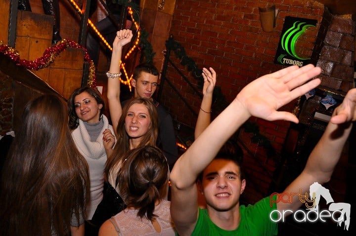 Distracţie în Club Downtown, 