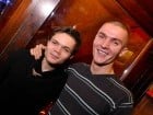 Distracţie în Club Downtown
