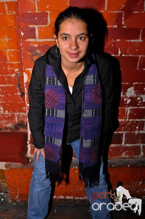 Distracţie în Club Escape, 