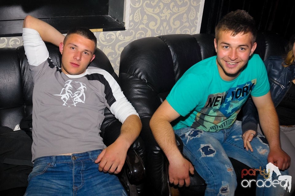 Distracţie în Club Life, 