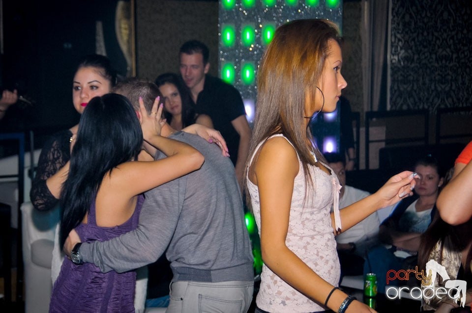 Distracţie în Club Life, 