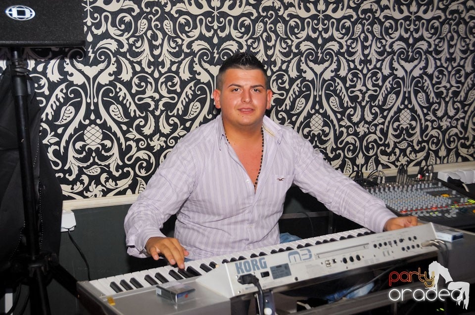 Distracţie în Club Life, 