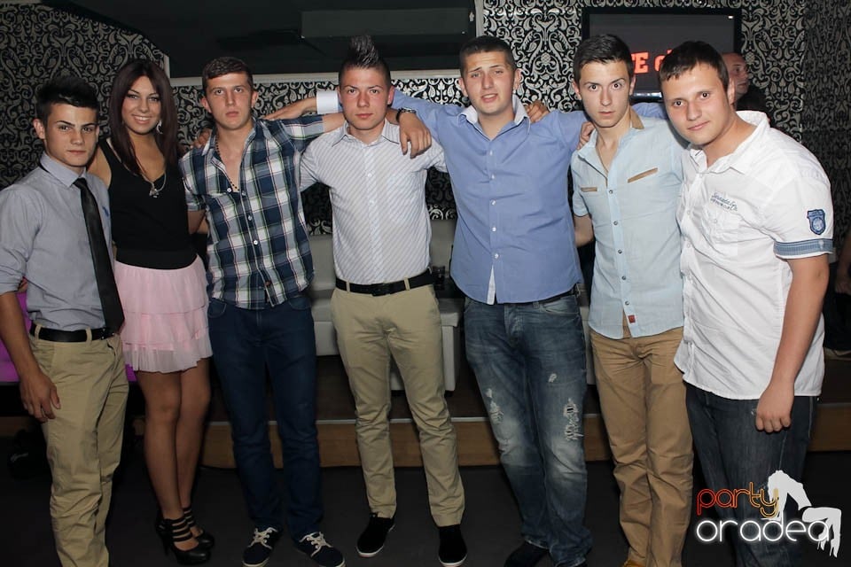 Distracţie în Club Life, 