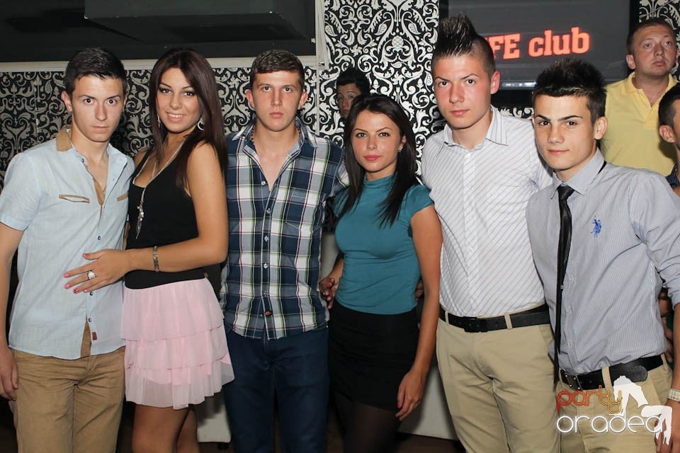 Distracţie în Club Life, 
