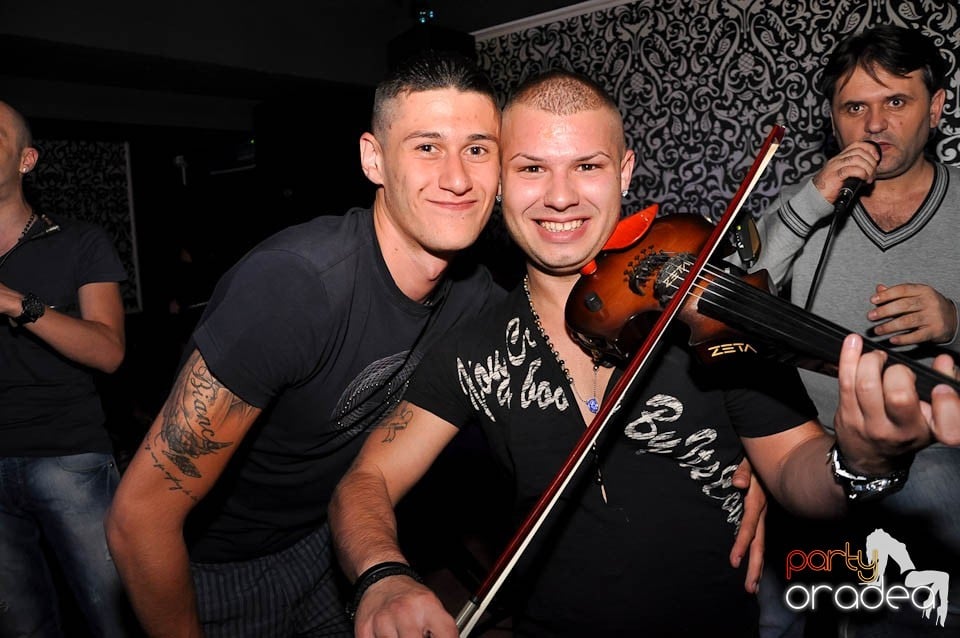 Distracţie în Club Life, 