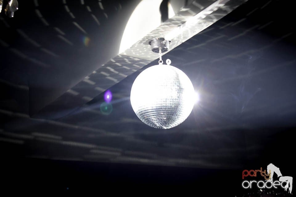 Distracţie în Club Life, 