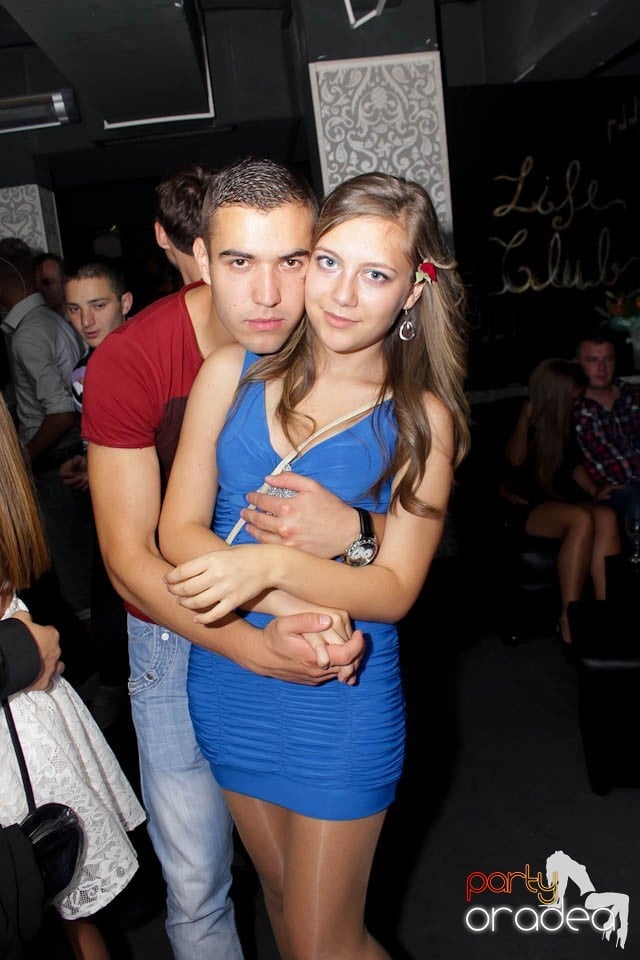Distracţie în Club Life, 