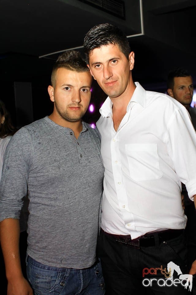 Distracţie în Club Life, 