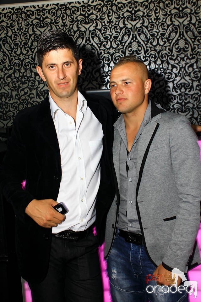 Distracţie în Club Life, 